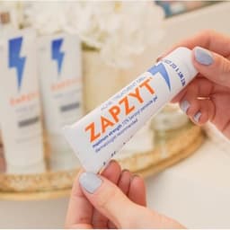 CHẤM MỤN ZAPZYT