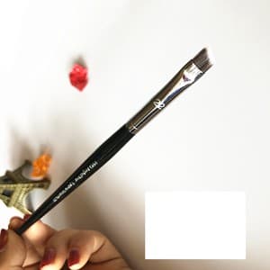 CỌ THƯỜNG SEPHORA TÉM MÀY NGANG