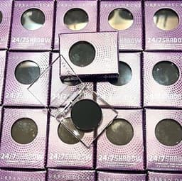 Phấn mắt Urban Decay Eyeshadow Black Out